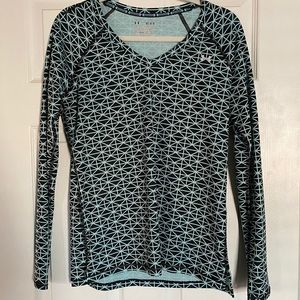 Under Armour Long Sleeve Work Out Top